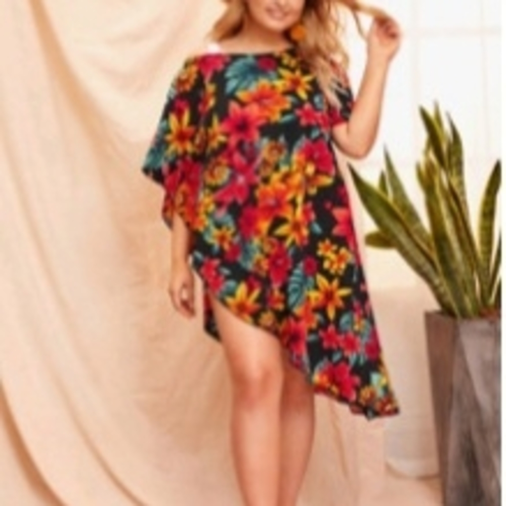 Plus Floral Print Asymmetrical Cover Up